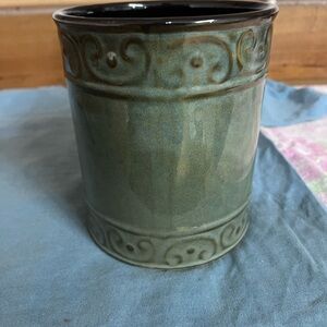 Boston Warehouse Green Ceramic Utensil holder